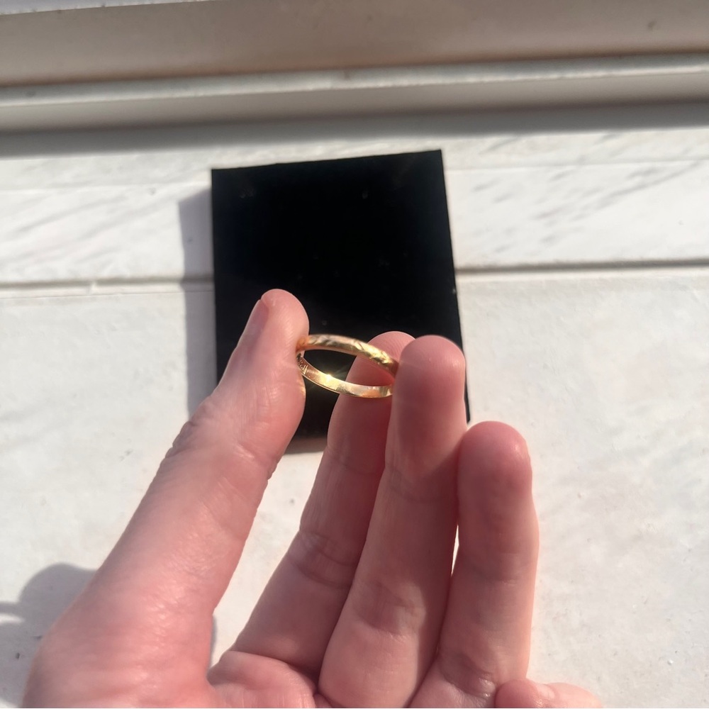 solid 18k italian yellow gold stackable ring simple dainty solid gold band ring - Picture 14 of 16